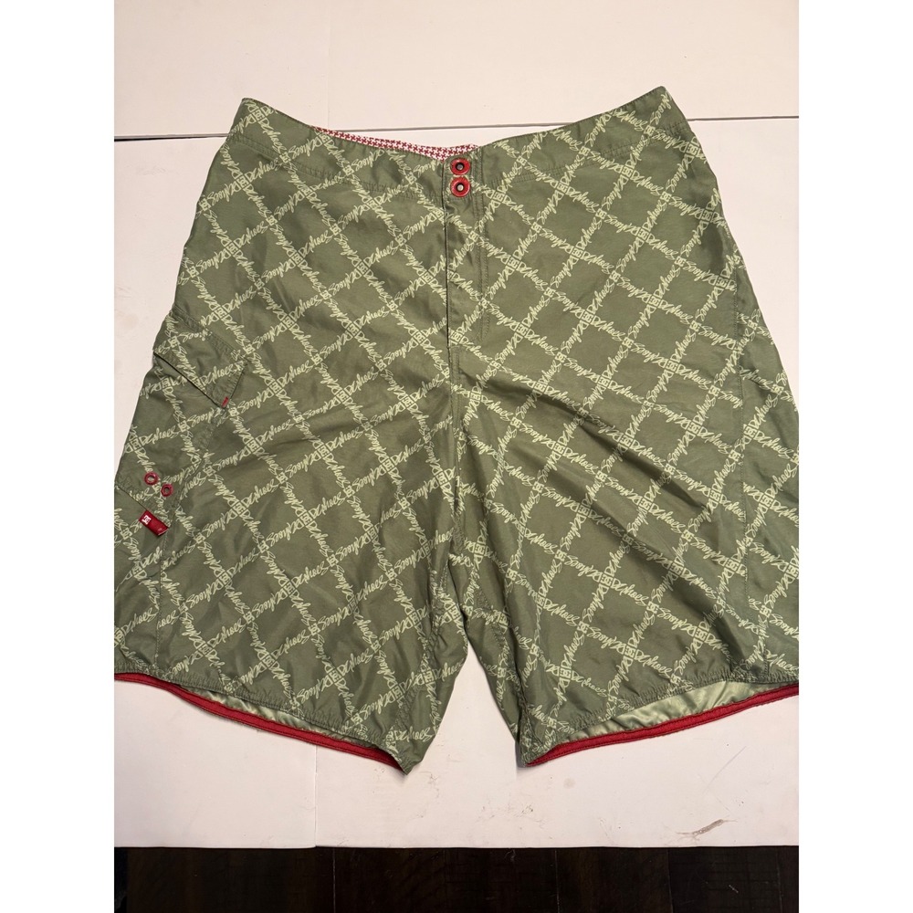 DC Shoes Mens Board Shorts Size 38 Green All Over Logo Print Swim Trunks Skate